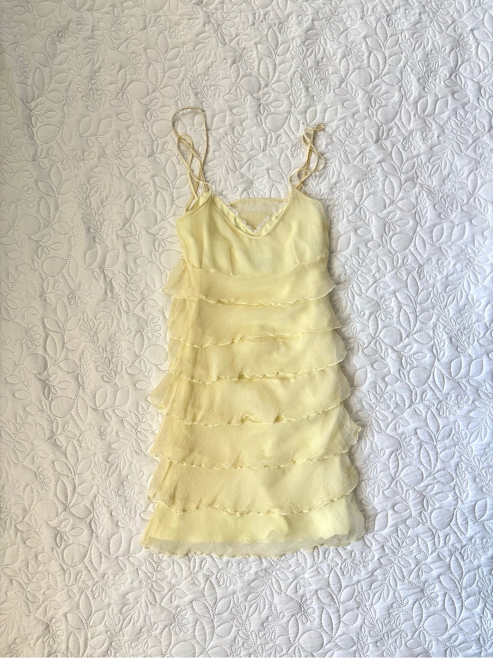 Laundry by Shelli Segal 100% Silk Yellow Tiered Ruffle Y2K Dress Size 4 - Picture 3 of 12